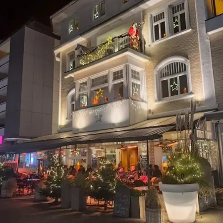 Gaestehaus Cafe Orth Suite2 Вестерланд