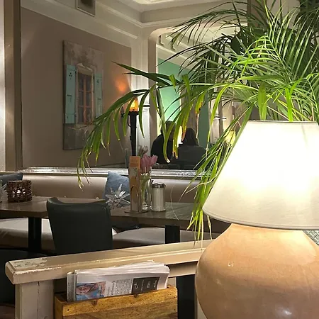 公寓 Gaestehaus Cafe Orth Suite2 *