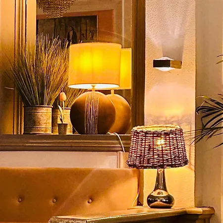 Gaestehaus Cafe Orth Suite2 公寓