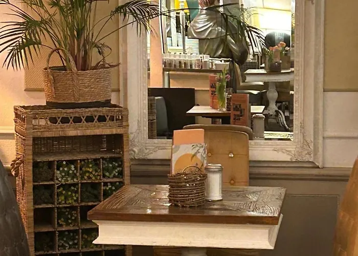Gaestehaus Cafe Orth Suite2 *